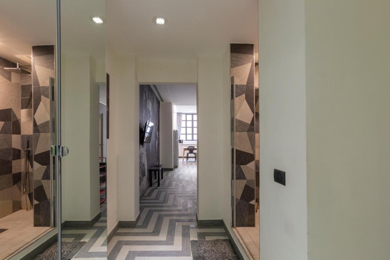 Armani House, Superior Apartment In City Center มิลาน ภายนอก รูปภาพ